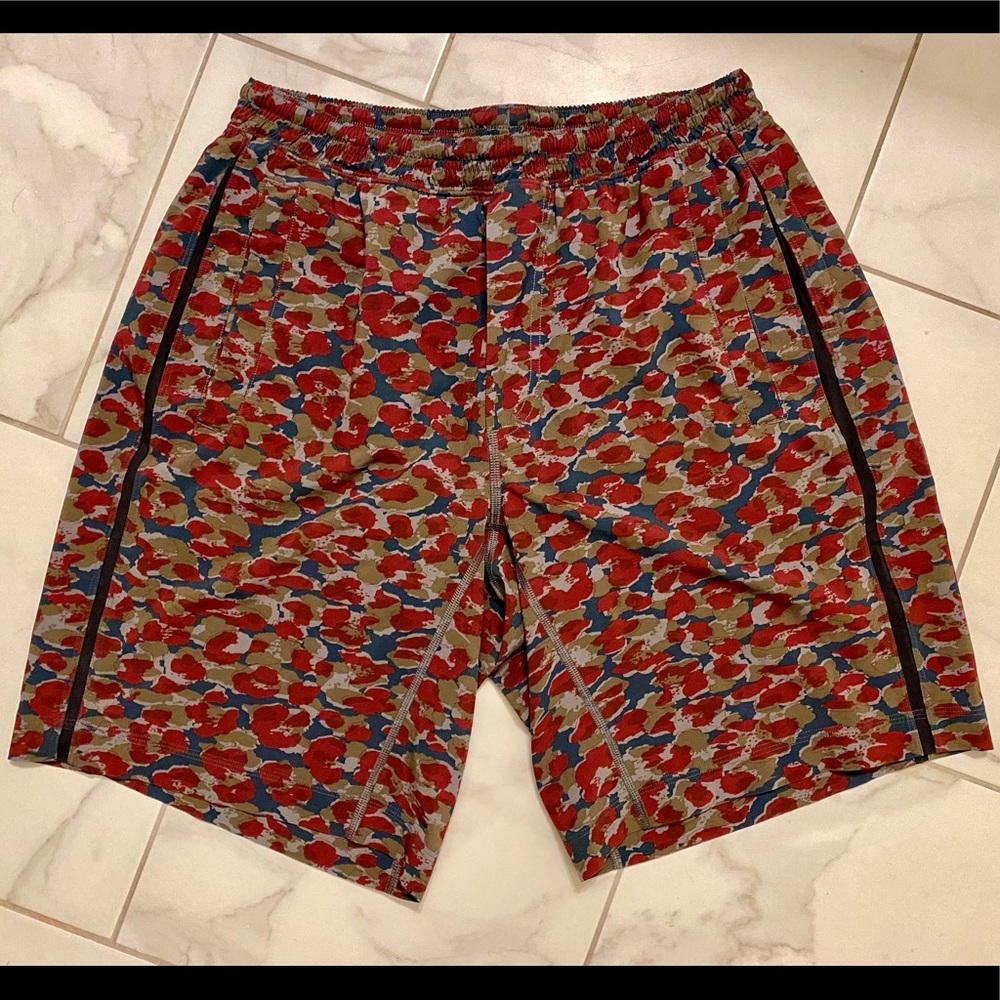 Lululemon Pace Breaker Lined Short 7"